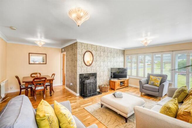 3 bed Detached Bungalow for sale Image 8