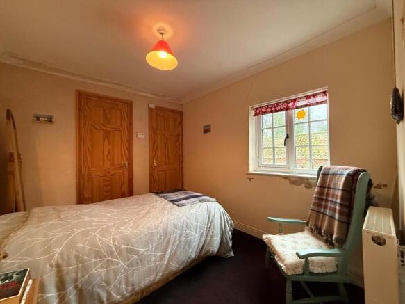 2 bed Terraced for sale Image 11