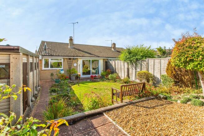 Langham Road, Raunds, Wellingborough photo 4