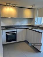 Flat 4, 6 10 Grantham House, Cranham Street, Oxford OX2 6BY
