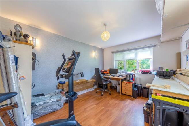 Bedroom/Study