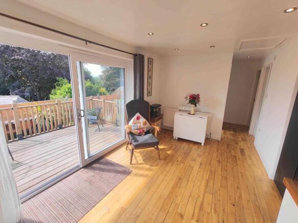 3 bed Bungalow for sale Image 7