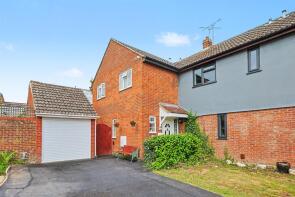 7, Gatscombe Close, Hockley SS5 4XA