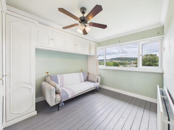 3 bed Semi-Detached for sale Image 9