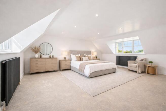 4 bed Detached for sale Image 12