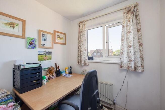 3 bed Semi-Detached for sale Image 8