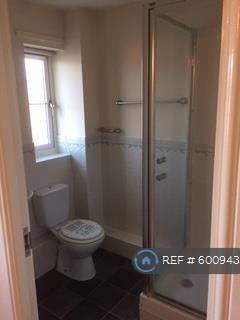 En Suite To Bedroom 1