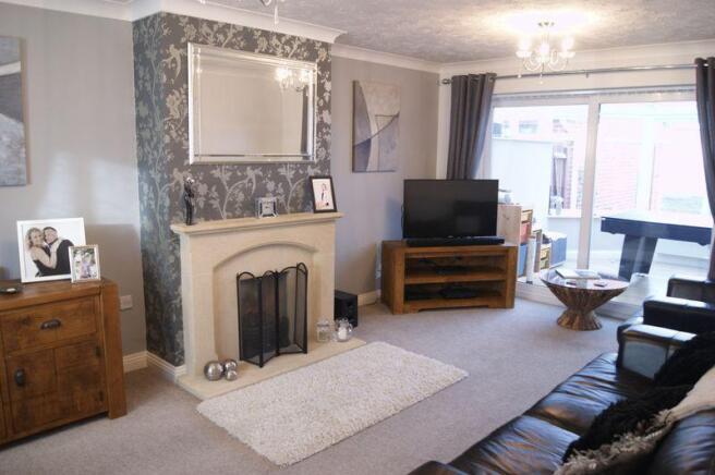 lounge pic 1