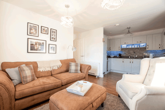 Bluebell Close, Wellingborough, NN8 photo 3