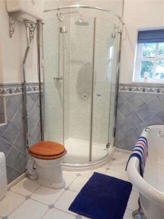 Family bathroom