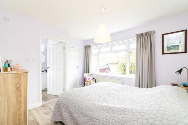 Master En-Suite