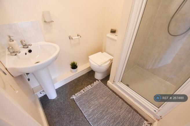 Room 2 - Ensuite