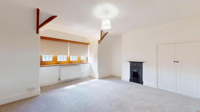 2 bed Duplex to rent Image 7