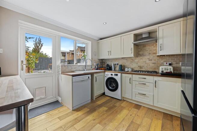 Kitchen/Breakfast Room