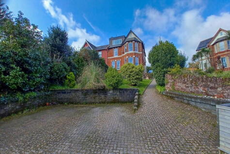 Burridge Road, TQ2