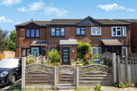 Temple Close, Wadley Road, London, E11