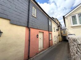 56c, Kings Arms Cottages, High Street, Honiton EX14 1PQ
