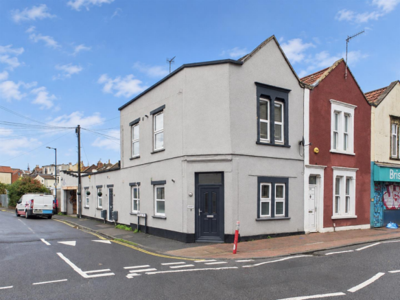 1 - One-bedroom flat for Auction, Southville.png