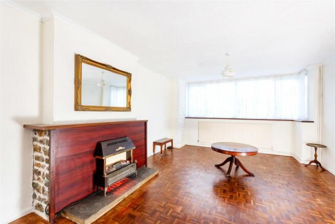 Sitting/Dining Room