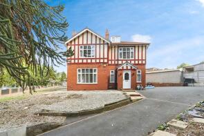 698, Foundry Lane, Seacroft, Leeds LS14 6BJ
