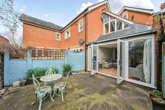 1428824-3-69b287f...