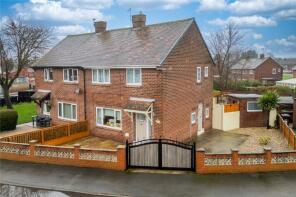 19, Broomhill Walk, Knottingley WF11 0DS