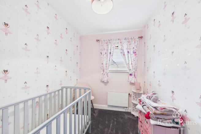 5 bed House for sale Image 12