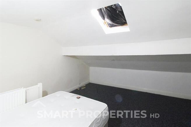 3 bed Terraced to rent Image 10