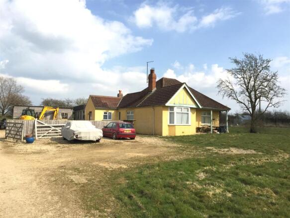 bungalow.JPG
