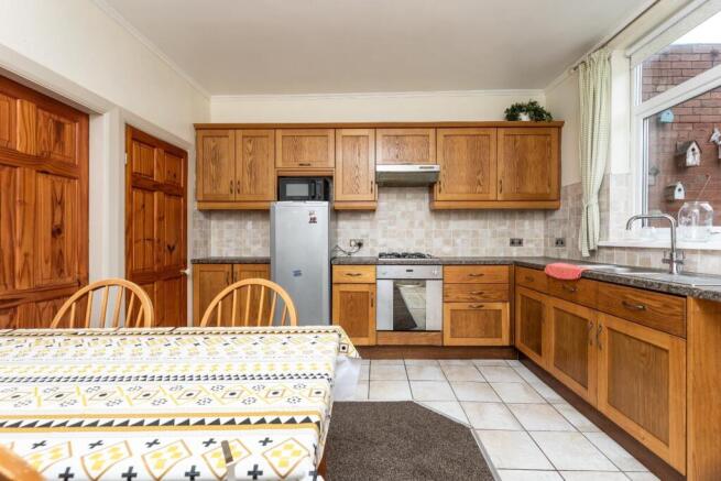 2 bed Terraced for sale Image 7