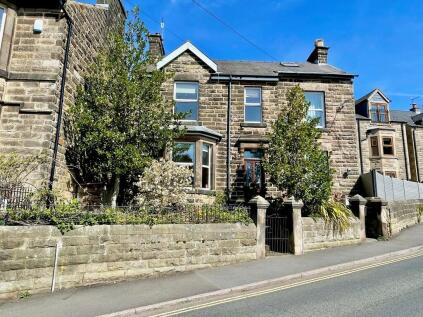 Wellington Street, Matlock, Derbyshire, DE4