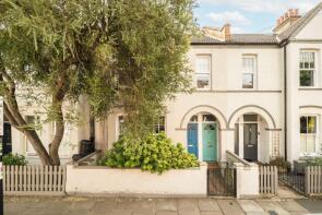 52, Quinton Street, London SW18 3QS