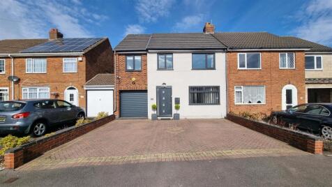 Shenstone Road, Nr Hollywood