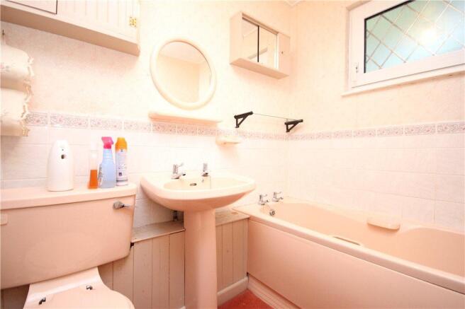 07 Bathroom