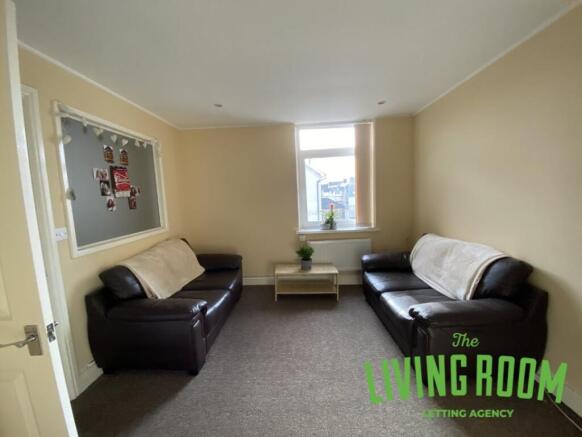 Lounge 2