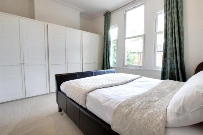 3 bed Semi-Detached for sale Image 12