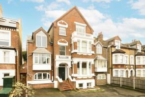 1, 75 Dudley Court, Earlsfield Road, London SW18 3DA