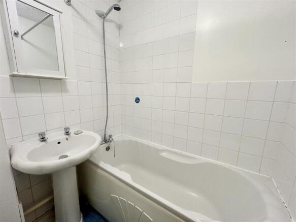 Bathroom.jpeg