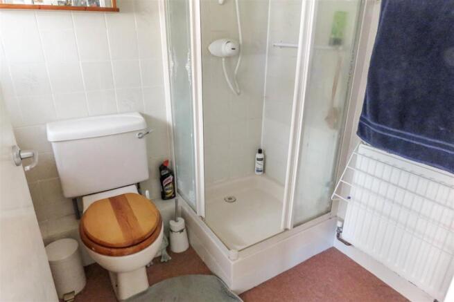 Shower Room.JPG