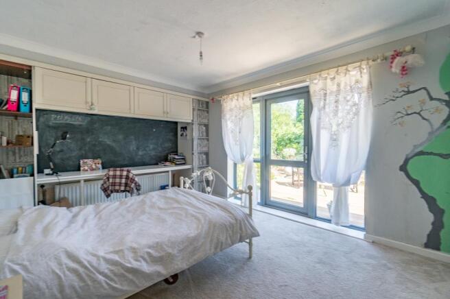 Bedroom 1 (Double)