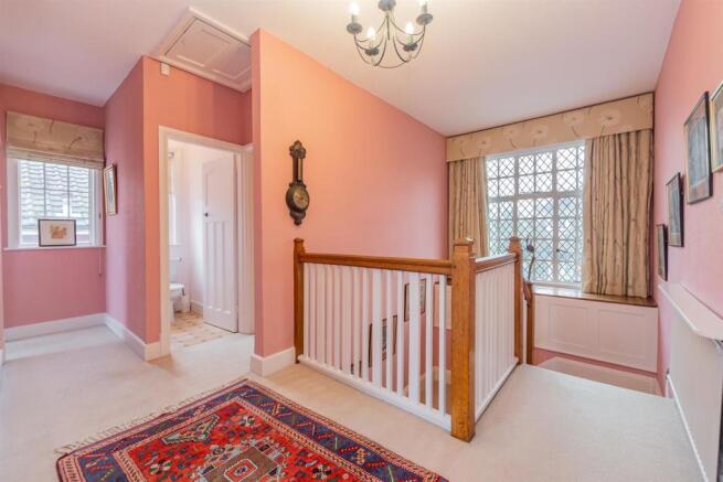 LE2 2EG-Westminster-Road-Leicester-semi-detached-h