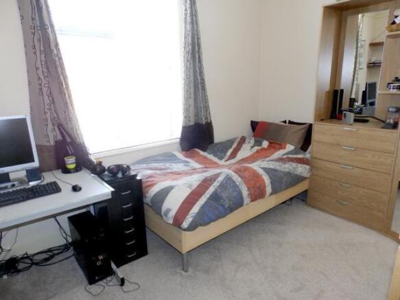 Photo 9
