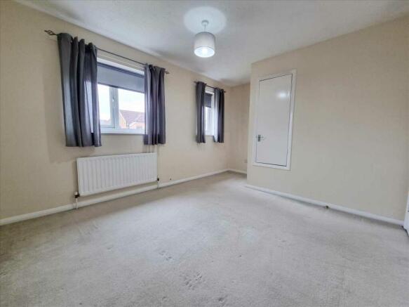 Bedroom 1: