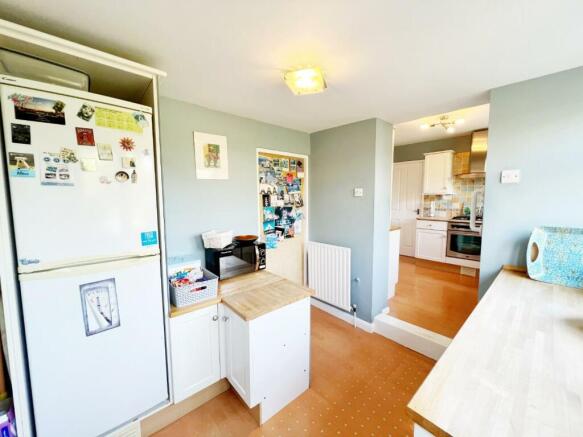 Utility Room pic 2.jpg