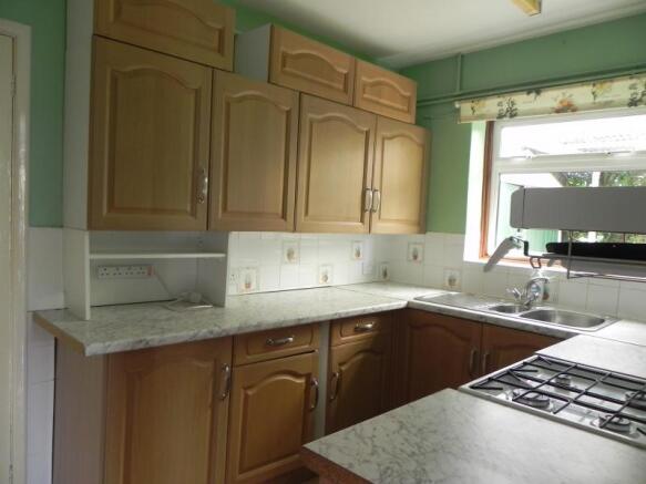https://s3-eu-west-1.amazonaws.com/propertylab/allanmorris/property-images/standard/3587_Whitehaven - Kitchen.JPG