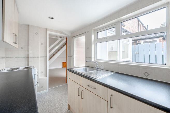 2 bed Terraced for sale Image 5
