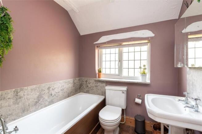 Verney Junction, Buckingham, Buckinghamshire, MK18 photo 4