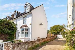 16, St Dunstans Road, Tarring, Worthing BN13 1AB