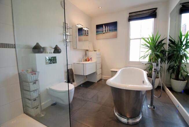 Luxurious Family Bath & Shower Room