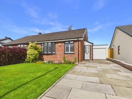 Noel Gate, Aughton, L39
